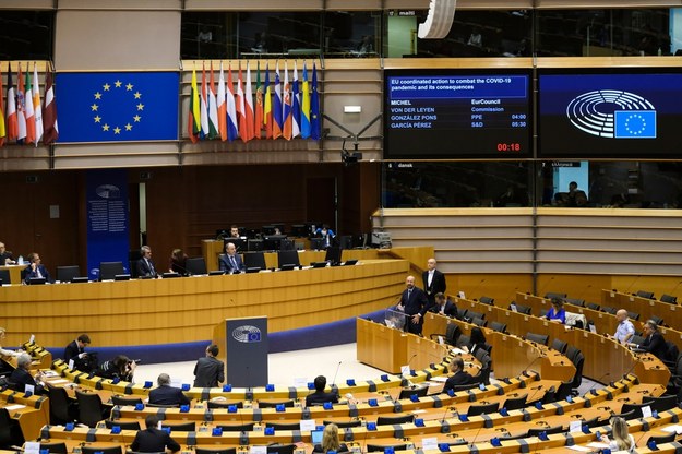 Parlament Europejski /Shutterstock