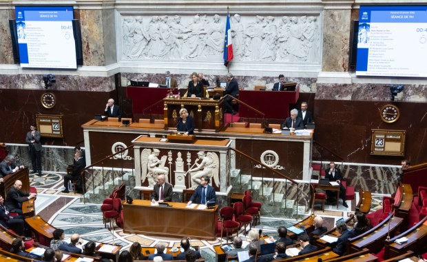 Parlament Francji zdecydował ws. wniosków o wotum nieufności dla rządu
