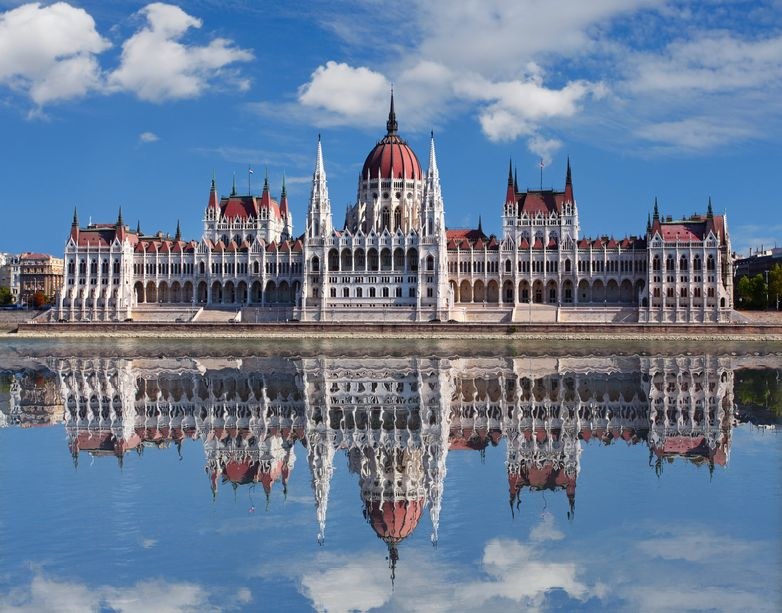 Parlament w Budapeszcie /123RF/PICSEL