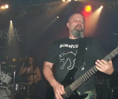 Parricide: 20 lat ciężkiej pracy