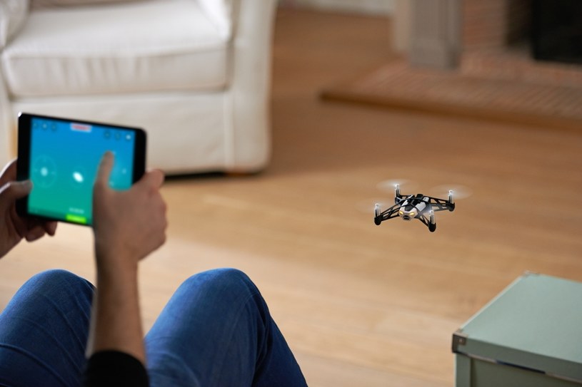 Parrot Mini Drones to seria zabawek, którymi w pierwszej kolejności zainteresują się duzi chłopcy /materiały prasowe