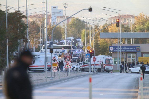 Partia Pracujących Kurdystanu (PKK) przyznała się do zamachu na firmę lotniczą TUSAS /EPA/NECATI SAVAS /PAP/EPA