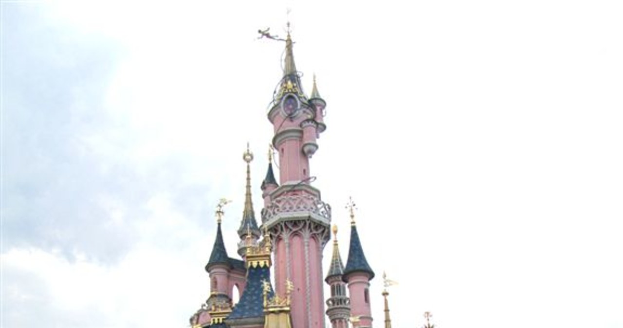 Paryski Disneyland znowu pęka w szwach