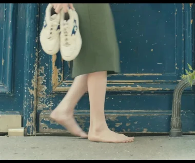 "Paryż na bosaka" [fragment filmu]