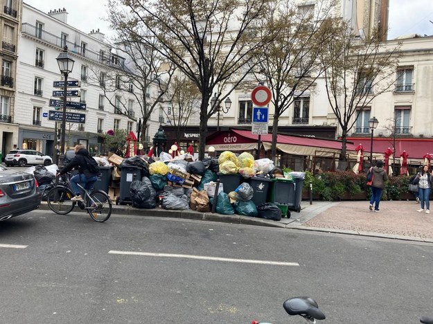 Paryż tonie w śmieciach /Marek Gładysz /RMF FM