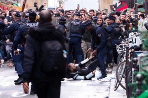 Paryż: Zamieszki w miejscu wcześniejszej strzelaniny