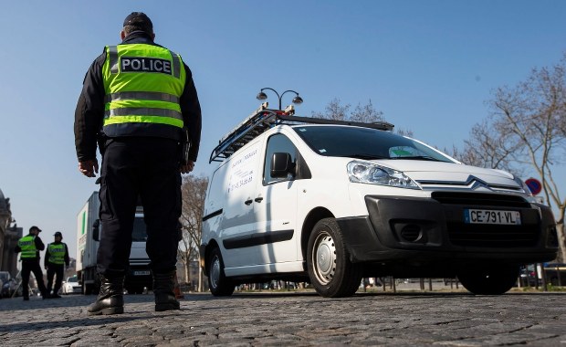 Parzysta i nieparzysta Warszawa