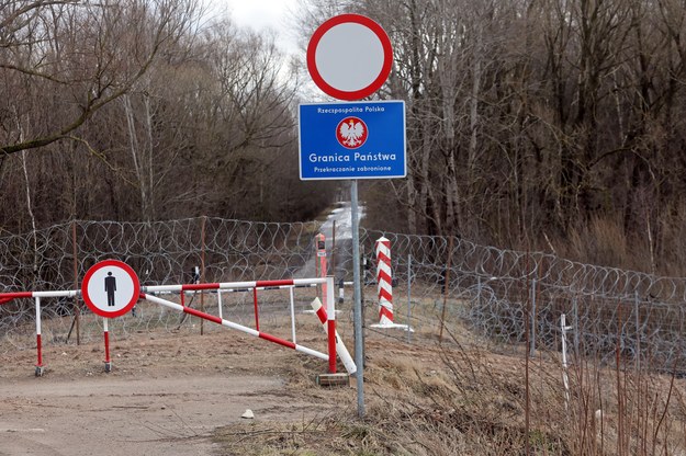Pas przygraniczny w okolicach miejscowości Chworościany na granicy polsko-białoruskiej / 	Artur Reszko    /PAP
