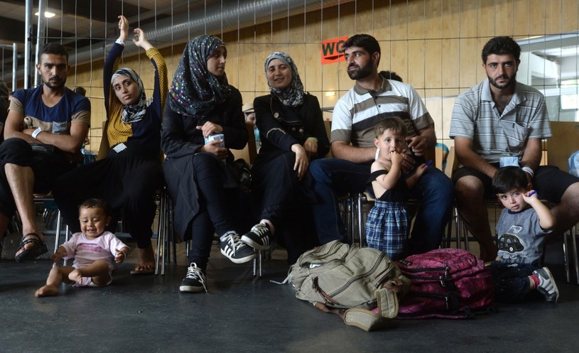Pasawa, Niemcy. Imigranci czekają na rejestrację / lipiec 2015 /AFP