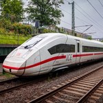 Pasażerów wyproszono z pociągu, bo był zbyt brudny
