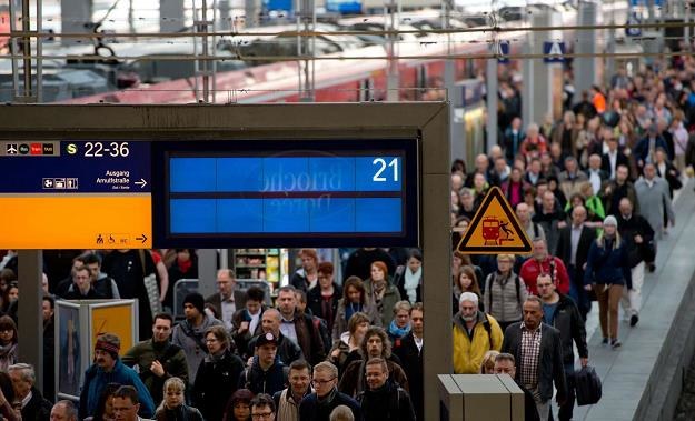 Pasażerowie niemieckich kolei muszą się nastawić na sześciodniowe problemy z dojazdem /AFP