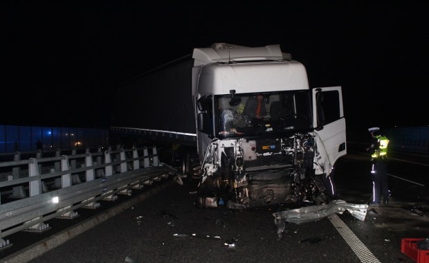 Pasmo nieszczęśliwych zdarzeń na A1. Nie żyje 66-latek