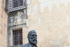Pastorał inspirowany Gaudim. Niezwykły prezent dla papieża Leona XIV