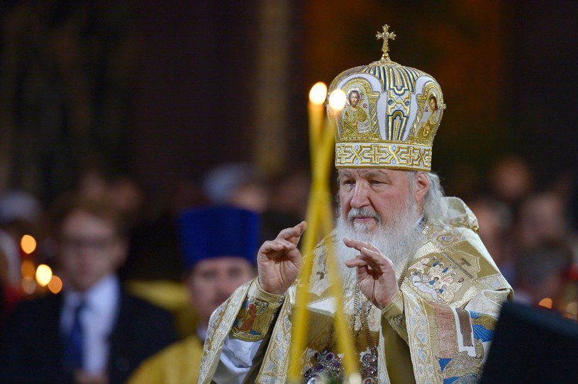 Patriarcha Cyryl przyjął na siebie symboliczną rolę oficera politycznego i propagandysty Putina. /AFP