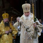 Patriarcha Cyryl zwolnił duchownego. W tle życzenie Putina