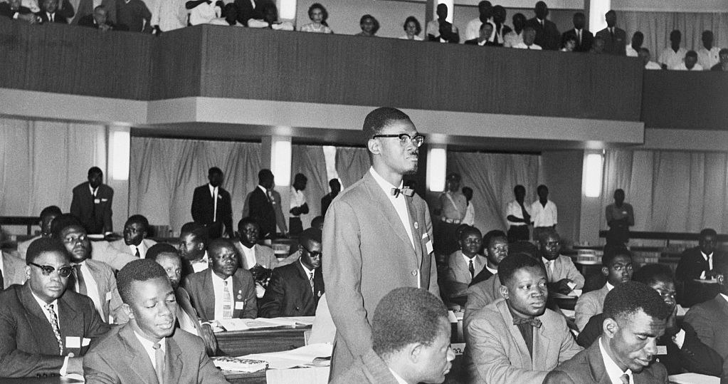 Patrice Lumumba w parlamencie w czerwcu 1960 r. / Bettmann / Contributor /Getty Images