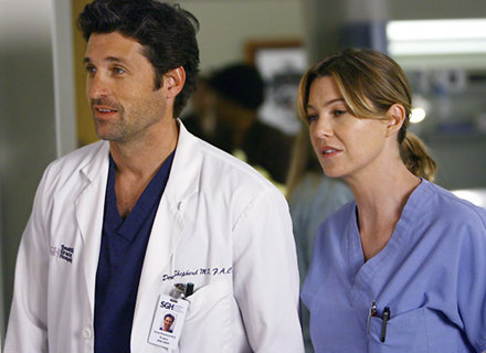 Patrick Dempsey (Derek) i Ellen Pompeo (Meredith) w serialu "Chirurdzy" /materiały prasowe