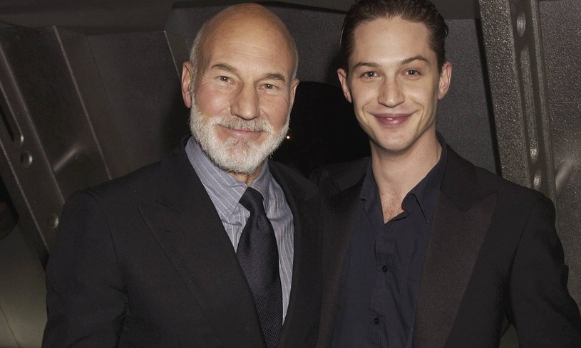 Patrick Stewart i Tom Hardy w 2002 roku /Dave Benett/Getty Images /Getty Images