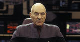 Patrick Stewart jako kapitan Jean-Luc Picard /