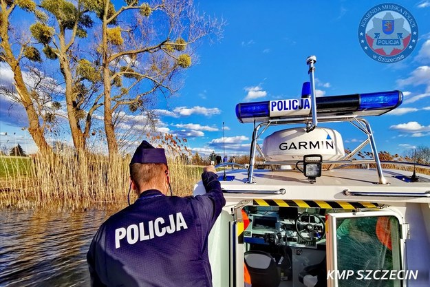 Patrol policyjnych wodniaków /Policja Zachodniopomorska /Policja