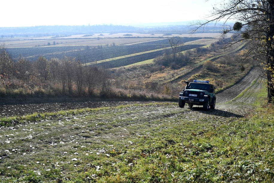 Patrol straży granicznej /Darek Delmanowicz /PAP