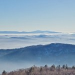 Patrole wokół Masywu Ślęży. Służby ostrzegają turystów
