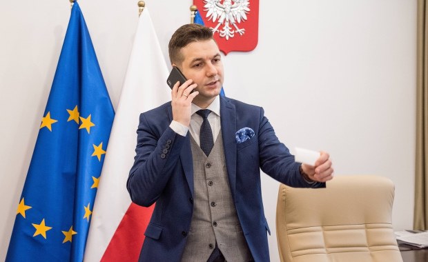 Patryk Jaki walczy o ustawę reprywatyzacyjną. Resort zamawia kolejne ekspertyzy