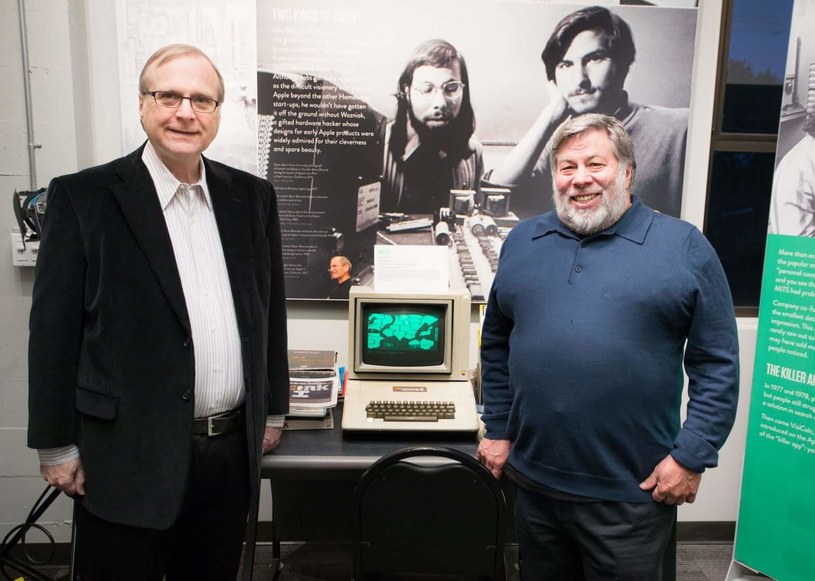 Paul Allen (z lewej) i Steve Wozniak - aż trudno uwierzyć, że wcześniej się nie spotkali. Fot. Dario Impini/Living Computer Museum + Labs. /materiały prasowe