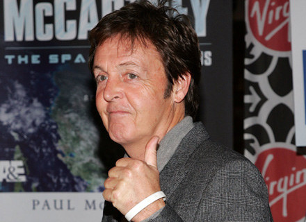 Paul McCartney jest zadowolony z wyników sprzedaży - fot. Bryan Bedder /Getty Images/Flash Press Media