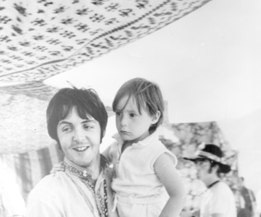 Paul McCartney skończył 75 lat. Zobacz go na starych fotografiach