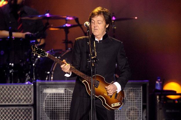 Paul McCartney zapewnia, że nie podpiera się taśmami - fot. Roberto Serra/Iguana /Getty Images/Flash Press Media
