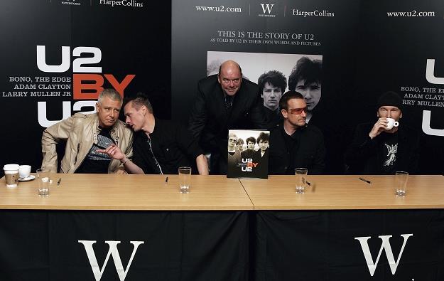 Paul McGuinness i jego podopieczni z U2 fot. MJ Kim /Getty Images/Flash Press Media