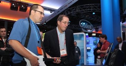 Paul Otellini (po prawej) - CEO Intela /AFP