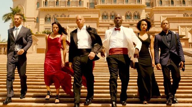 Paul Walker, Michelle Rodriguez, Vin Diesel i pozostałe gwiazdy filmu "Szybcy i wściekli 7" /materiały dystrybutora