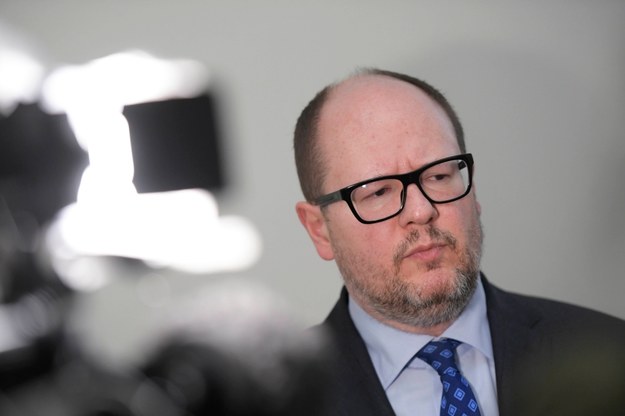 Paweł Adamowicz zaplanował na 21 kwietnia manifestację "Demokratyczny Gdańsk mówi NIE dla nacjonalizmu i faszyzmu" /PAP