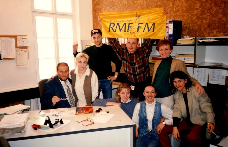 Paweł Goldsztajn z zespołem promocji /RMF FM