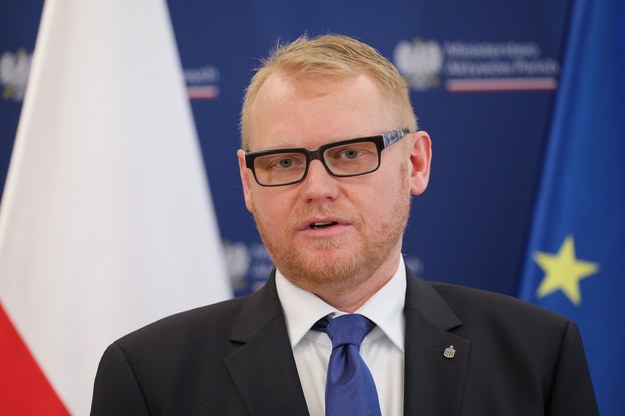 Paweł Gruza podczas konferencji prasowej w siedzibie Ministerstwa Aktywów Państwowych w Warszawie /Paweł Supernak /PAP