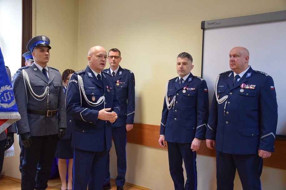 Paweł Jastrząb (drugi od lewej) /foto. Policja Kraków /