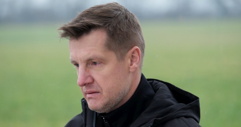 Paweł (Rafał Mroczek) stanie przed jedną z najtrudniejszych decyzji w swoim życiu /Źródło: AIM