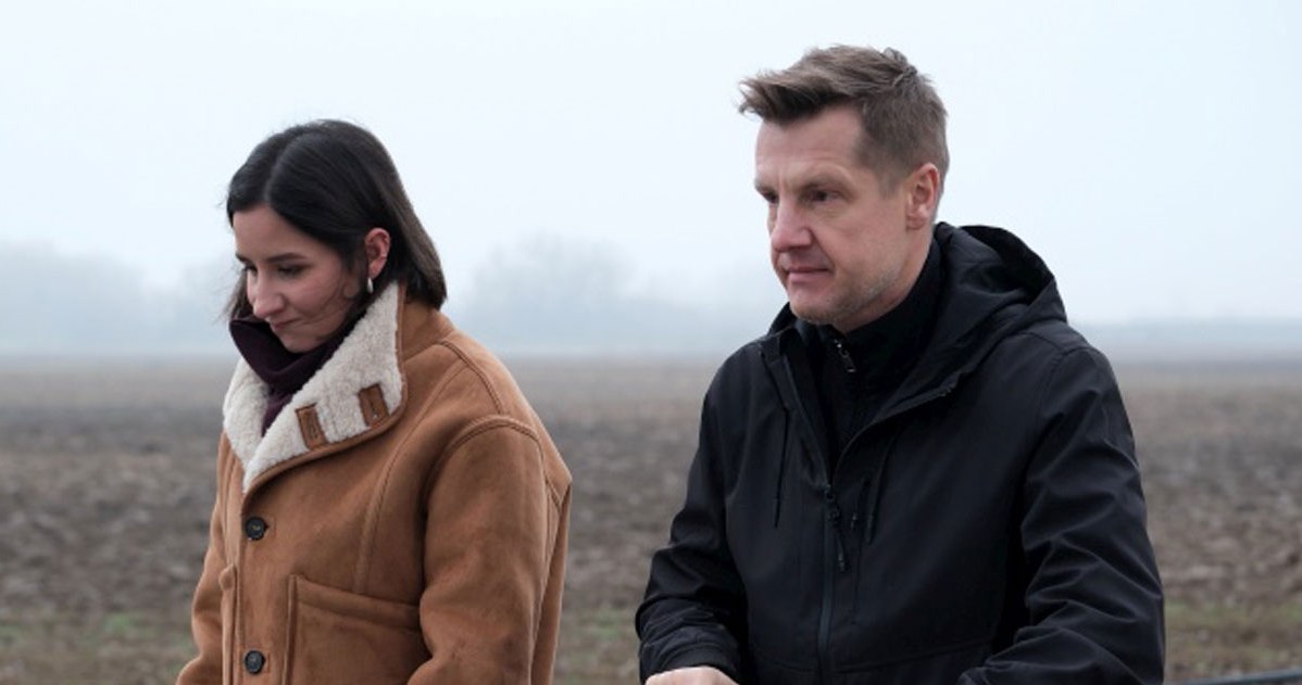 Paweł (Rafał Mroczek) zacznie coraz mocniej zbliżać się do Agnes (Amanda Mincewicz) /Źródło: AIM