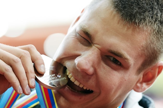 Paweł Wojciechowski wywalczył srebrny medal w finałowym konkursie skoku o tyczce podczas lekkoatletycznych mistrzostw Europy w Zurychu /Adam Warżawa  (PAP) /PAP