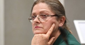 Pawłowicz odchodzi. Trybunał Konstytucyjny na krawędzi paraliżu