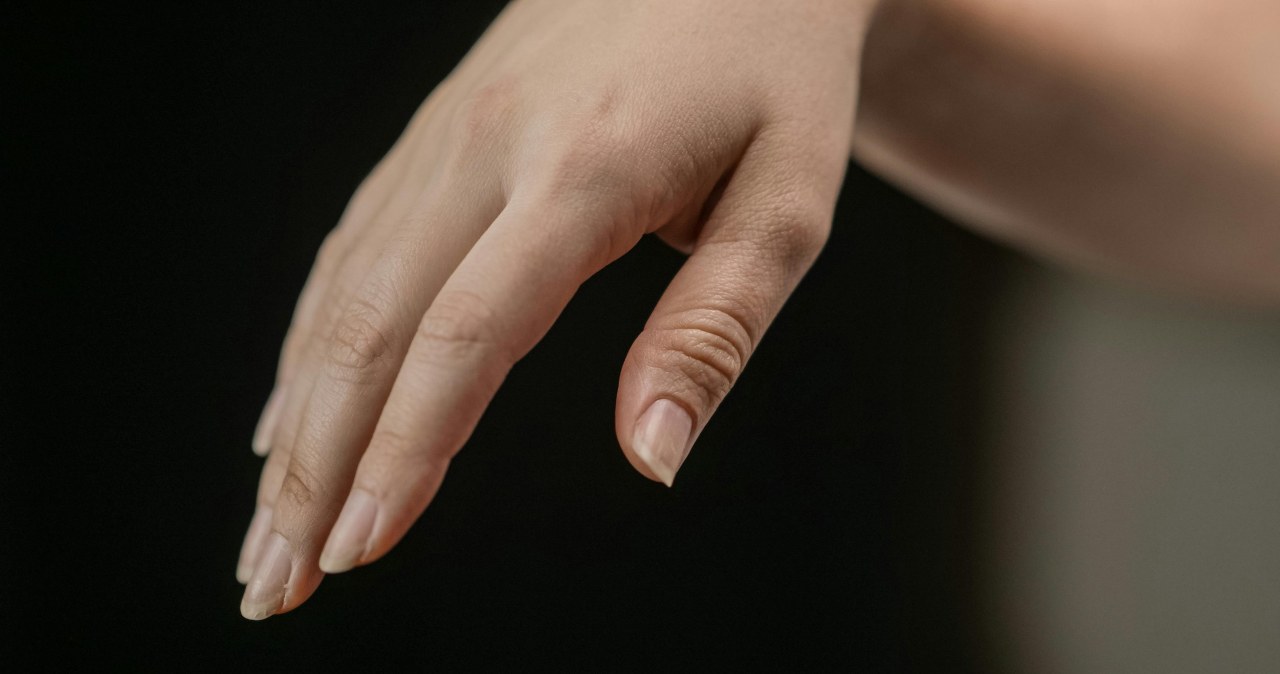 Paznokcie wzmocnisz naturalnie z wykorzystaniem witaminy E /Kindel Media /pexels.com