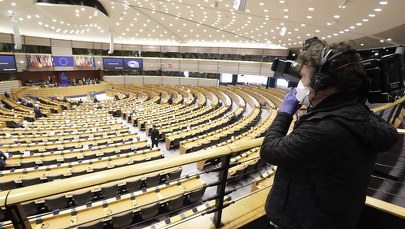 PE poparł propozycje wsparcia krajów walczących z koronawirusem