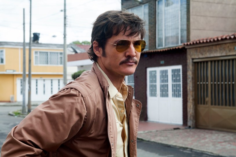 Pedro Pascal w serialu "Narcos" /Image Netflix / Film Stills /Agencja FORUM