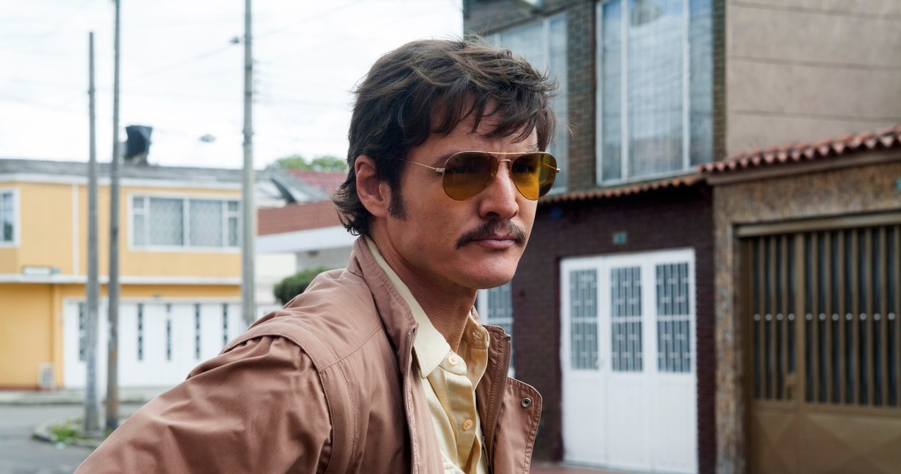 Pedro Pascal w serialu "Narcos" /Image Netflix / Film Stills /Agencja FORUM