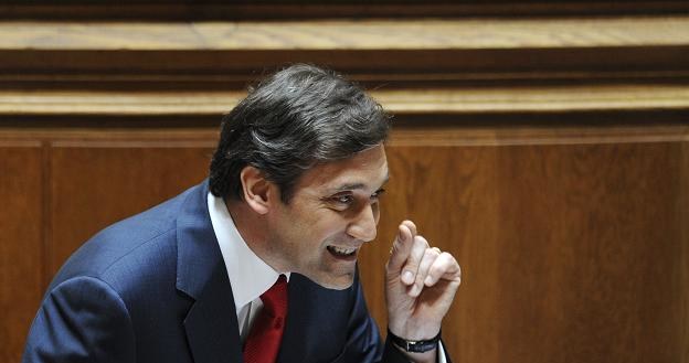 Pedro Passos Coelho, peremier rządu Portugalii /AFP