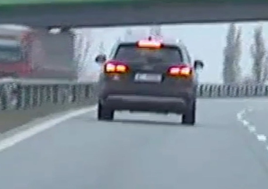 Pędził 200 km/h i "poganiał" innych kierowców, fot. policja /