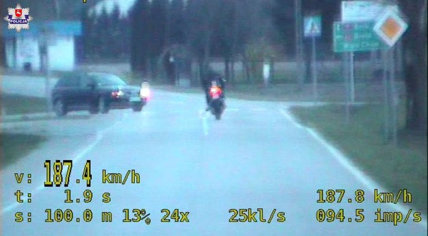 Pędził motocyklem ponad 180 km/h. Czeka go powtórny egzamin na prawo jazdy /Policja Lubelska /Policja