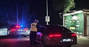 Pędził ponad 230 km/h na ekspresówce. Dotkliwa kara dla kierowcy